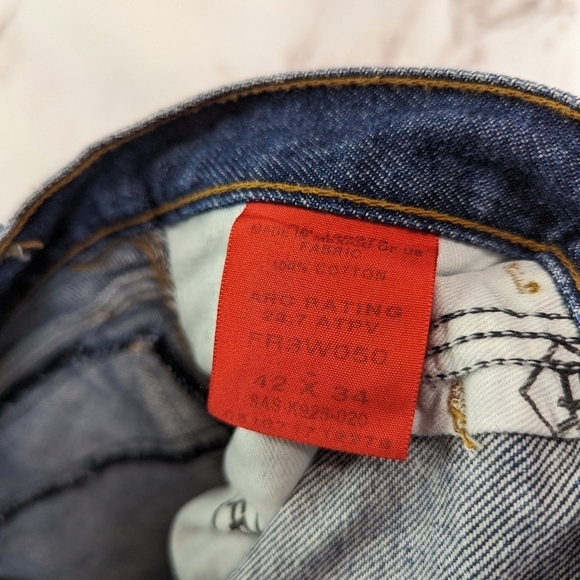 Wrangler Jeans Mens 42X34 FR Fire Resistant Riggs Workwear Medium Wash - Picture 10 of 11